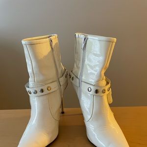 Jeffrey Campbell  White Women Short Boots.Size 7,5